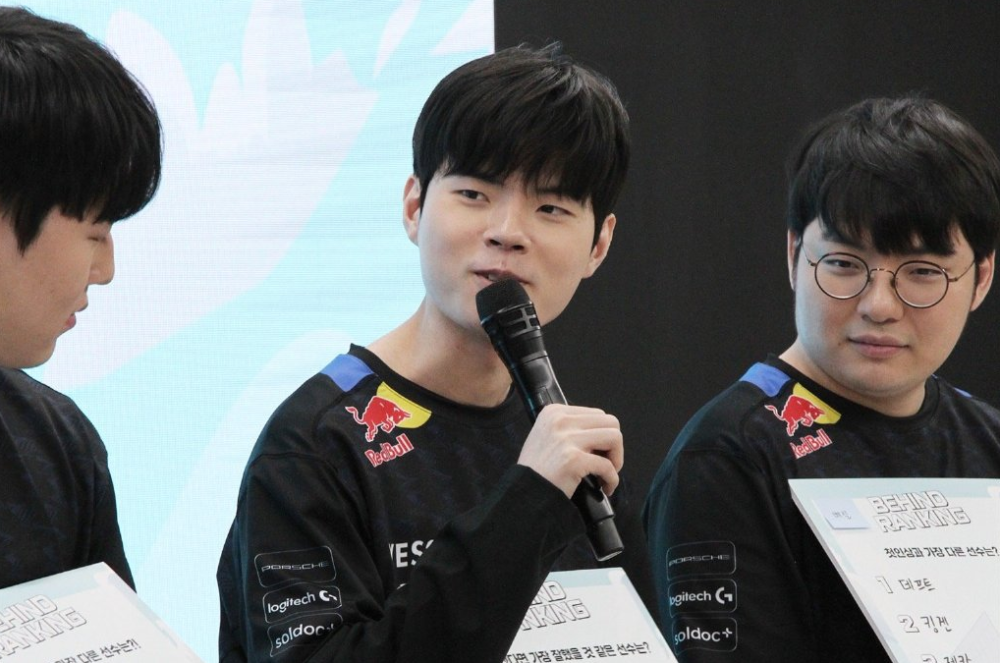 NS血洗DK,Chovy极限生还后反打强强对话入围赛,引爆全场热议 NS血洗DK,Chovy极限生还后反打强强对话入围赛,引爆全场热议