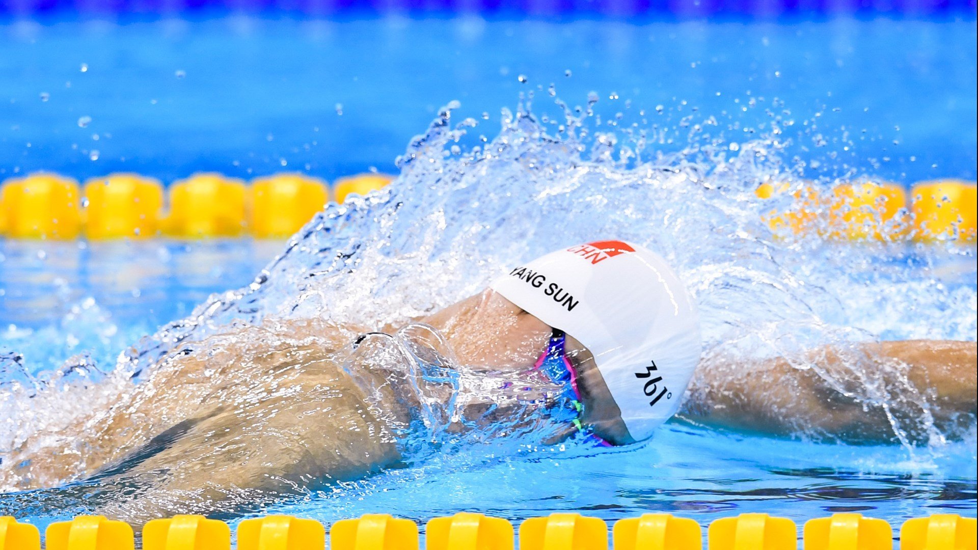 布伦森狂轰50分摧毁辽宁防线！勇士团队篮球诠释现代篮球终极答案