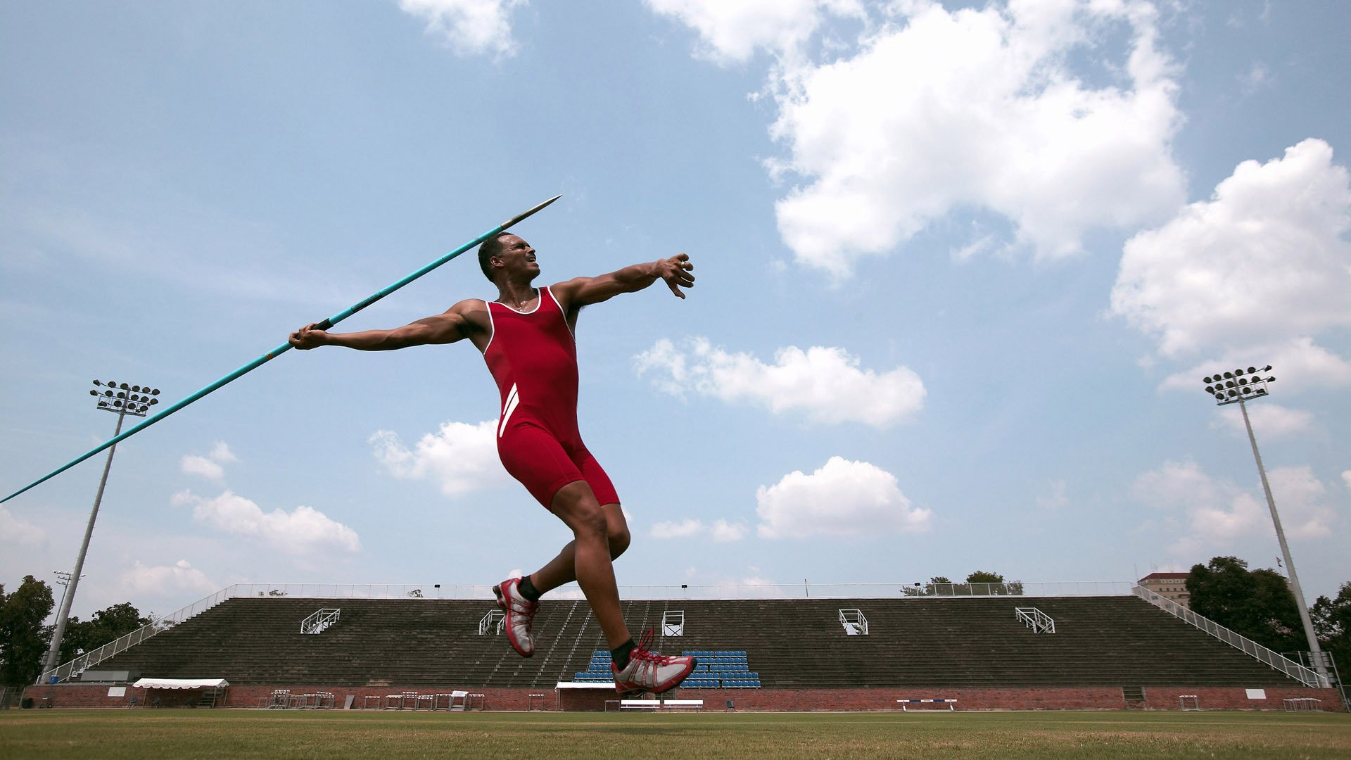 从雷霆速胜到东契奇封神，2026，世界篮坛迎来新生代接管时刻